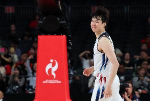 韓國男籃奪冠：戰術布局下的攻防轉換解析