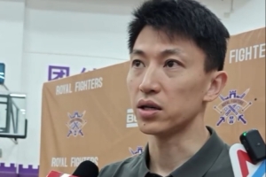劉曉宇：逆境中堅守，雙重身份下球員之心不變