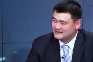 NBA雙雄巔峰對決，球星對決看數據，實力對比顯高下