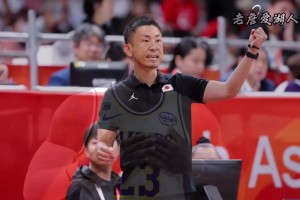 詹姆斯再迎強援，76人居然拿下日本最佳教練！！！