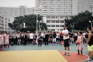 何時能再來？濃眉當(dāng)年中國行玩得很開心??！那時還滿臉青澀~